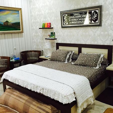 Penginapan Muslim Yuni Inn Bogor Exterior foto